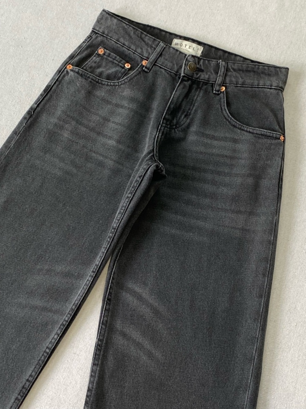 Motel Rocks Low Rise Parallel Jeans In Washed Black Grey - Picture 3 of 14